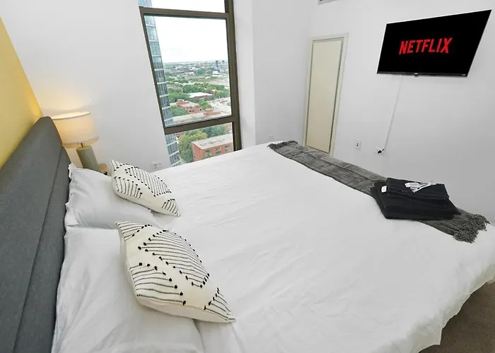 Apartamento Luxury 21st Floor Skyline Views Near Grant Park *